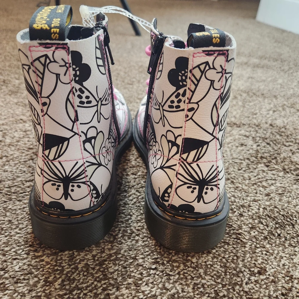 NWOT Dr. Martens 1460 Pascal T Meadow Print Athena FLORAL Boot Kids Size 5 - Picture 2 of 7